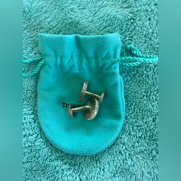 TIFFANY & CO. ROUND CUFFLINKS - Picture 3 of 3